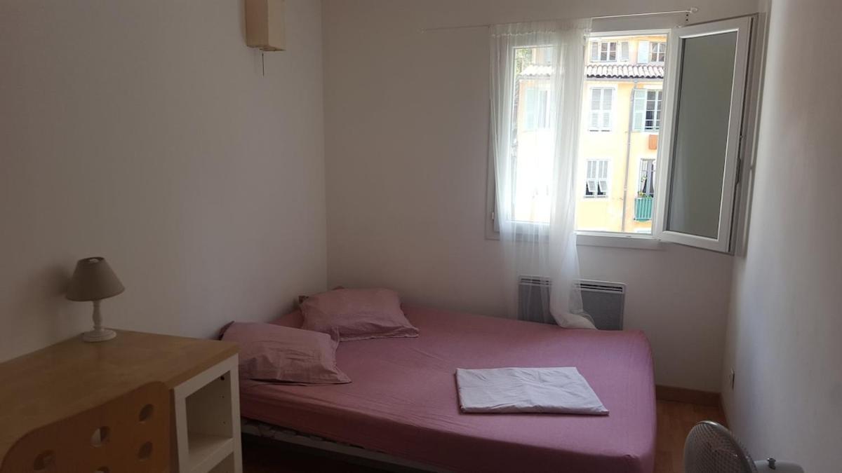 Appartamento En Plein Coeur Du Vieux *